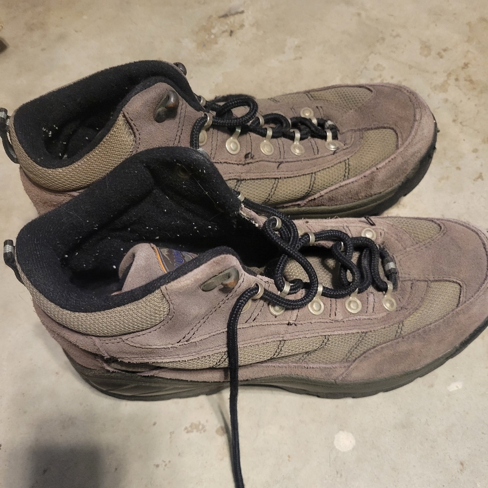 Women's steel toe work boots